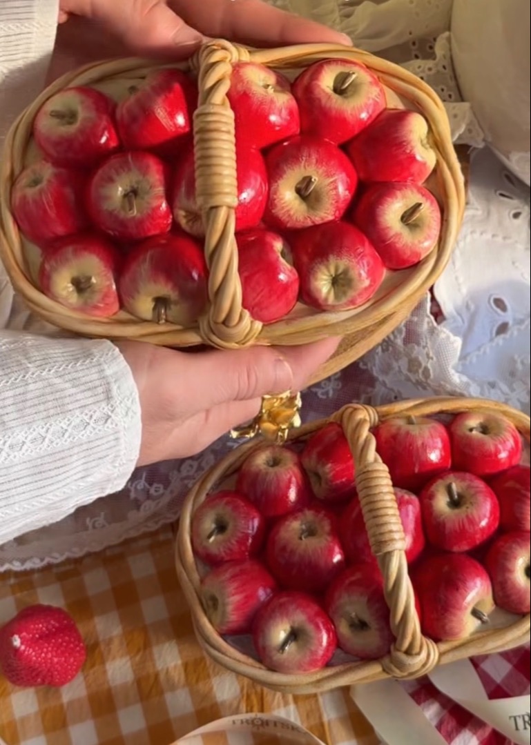 ПРЕДЗАКАЗ Шкатулка «Корзина яблочек»